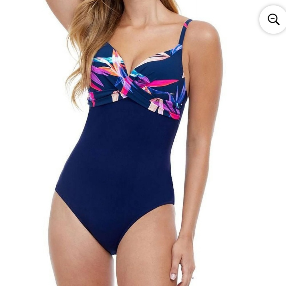 Gottex 1โ Piece Underwire Swimsuit